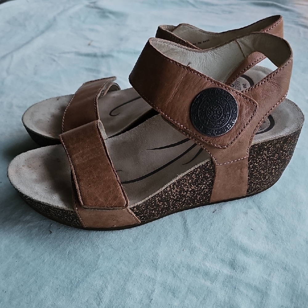 Abeo Tan Sandals  Straps, 7 Narrow Footbed, Comfort Sandal, Adjustable